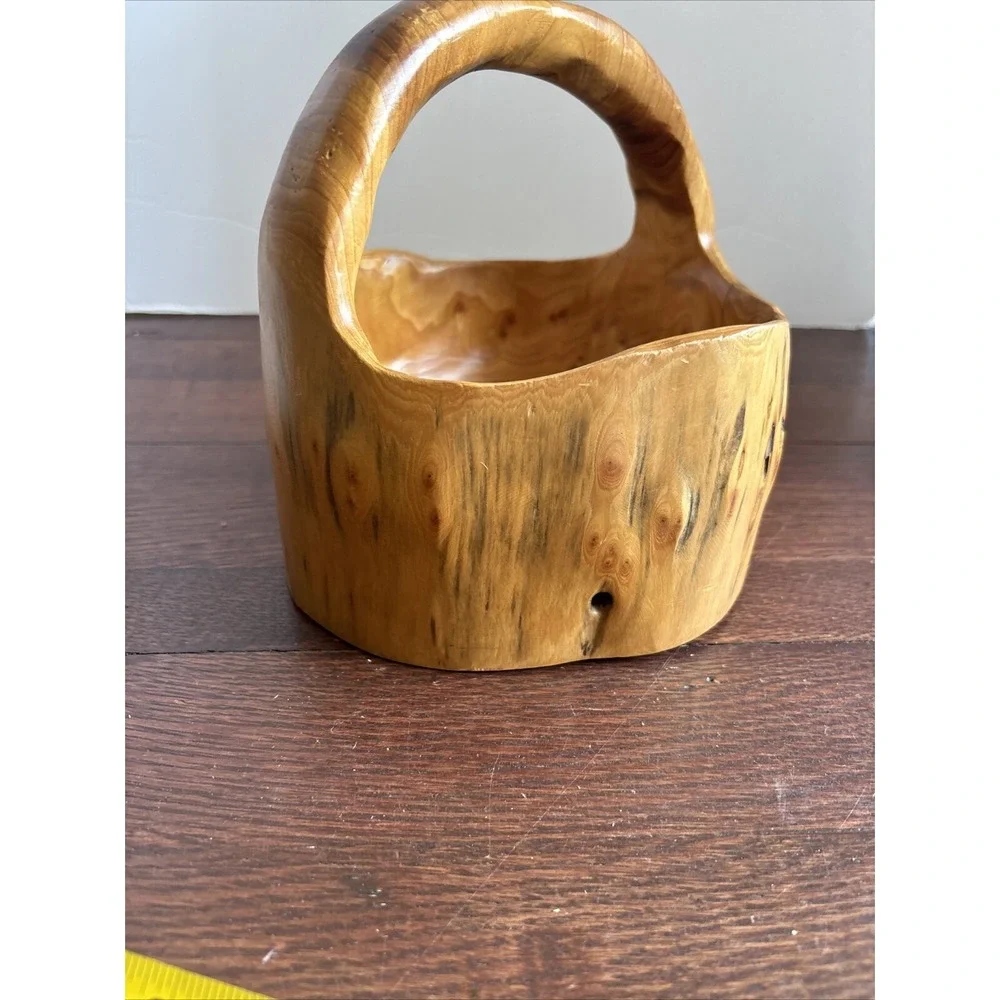 Hand Carved Burl Wood Basket Bowl‎ Knotted Centerpiece 8x8x7 Farmhouse Primitive